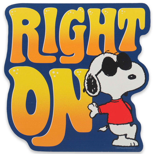 Retro Cartoon Beagle Wood Wall Decor